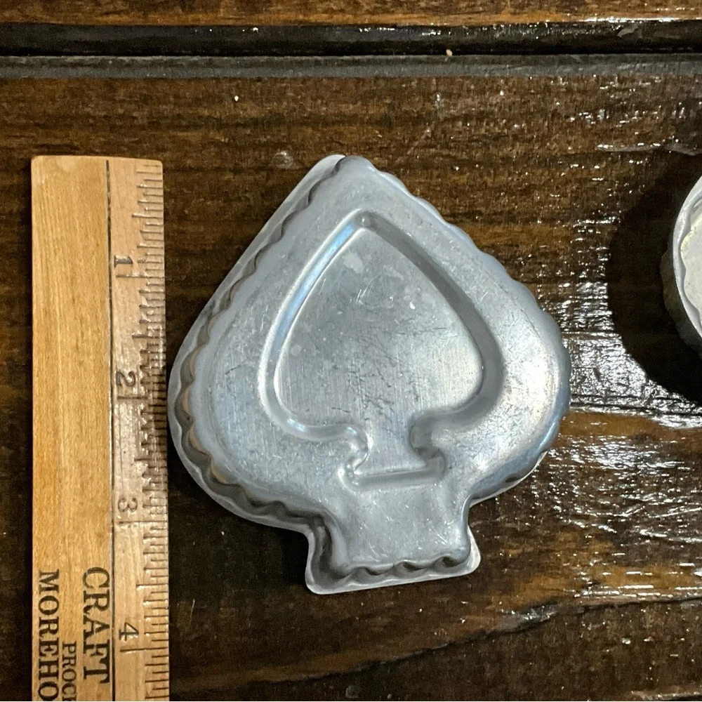 Unique Vintage this lot